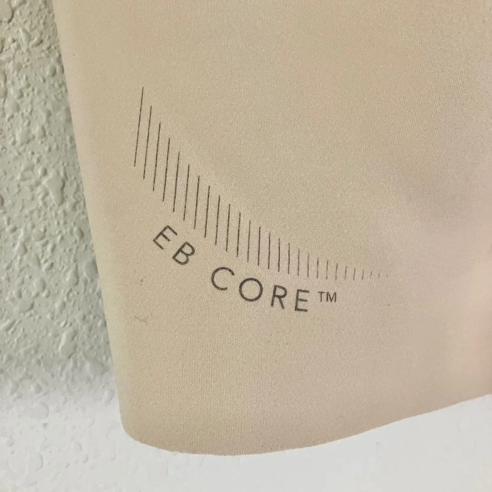 EVELYN BOBBIE Evelyn Bra XL Wireless EB Core Support Smoothing Scalloped Beige